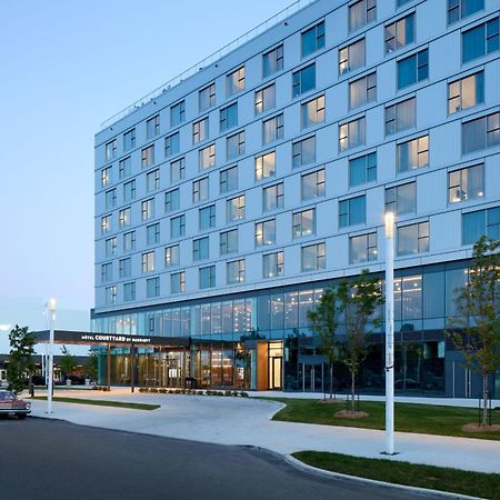 Courtyard By Marriott Montreal Laval Hotel Ngoại thất bức ảnh