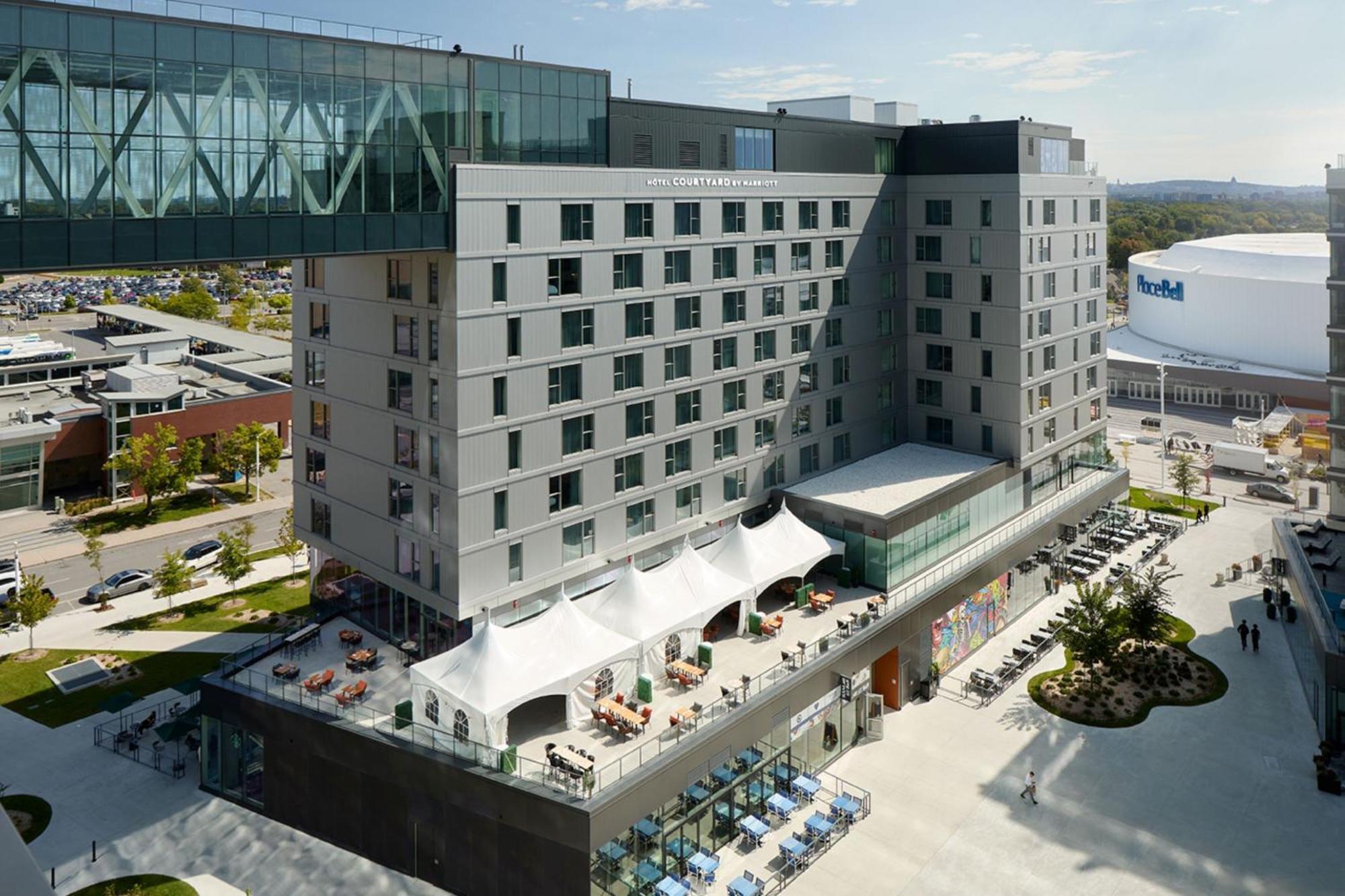 Courtyard By Marriott Montreal Laval Hotel Ngoại thất bức ảnh